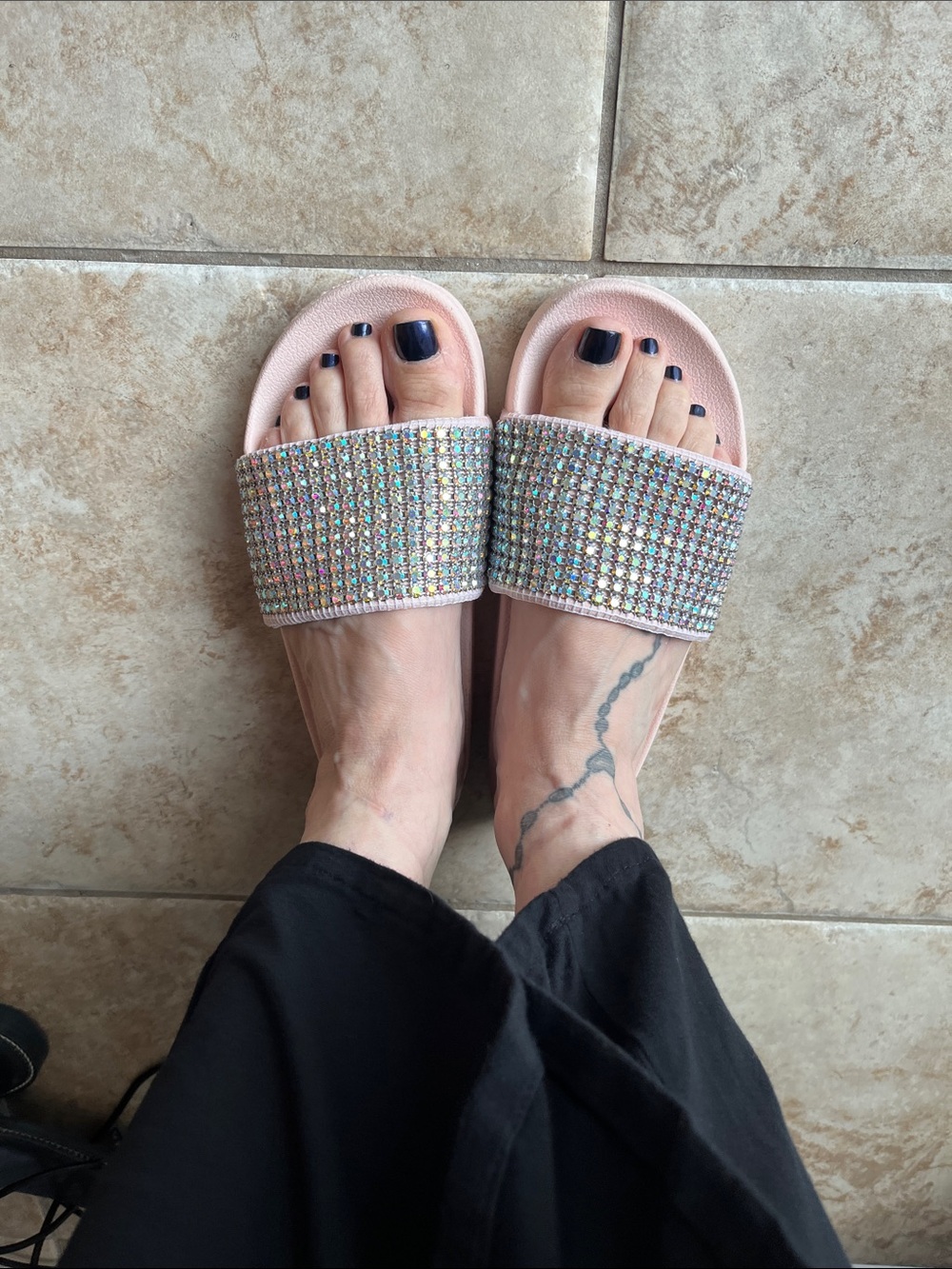 Madden NYC Women's Pink Crystal Slide Sandals 7 - Picture 10 of 15